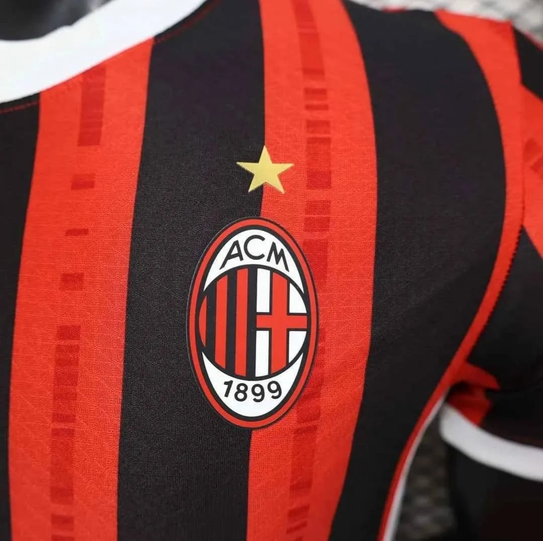 Camiseta AC Milan Local 24/25 Version Jugador